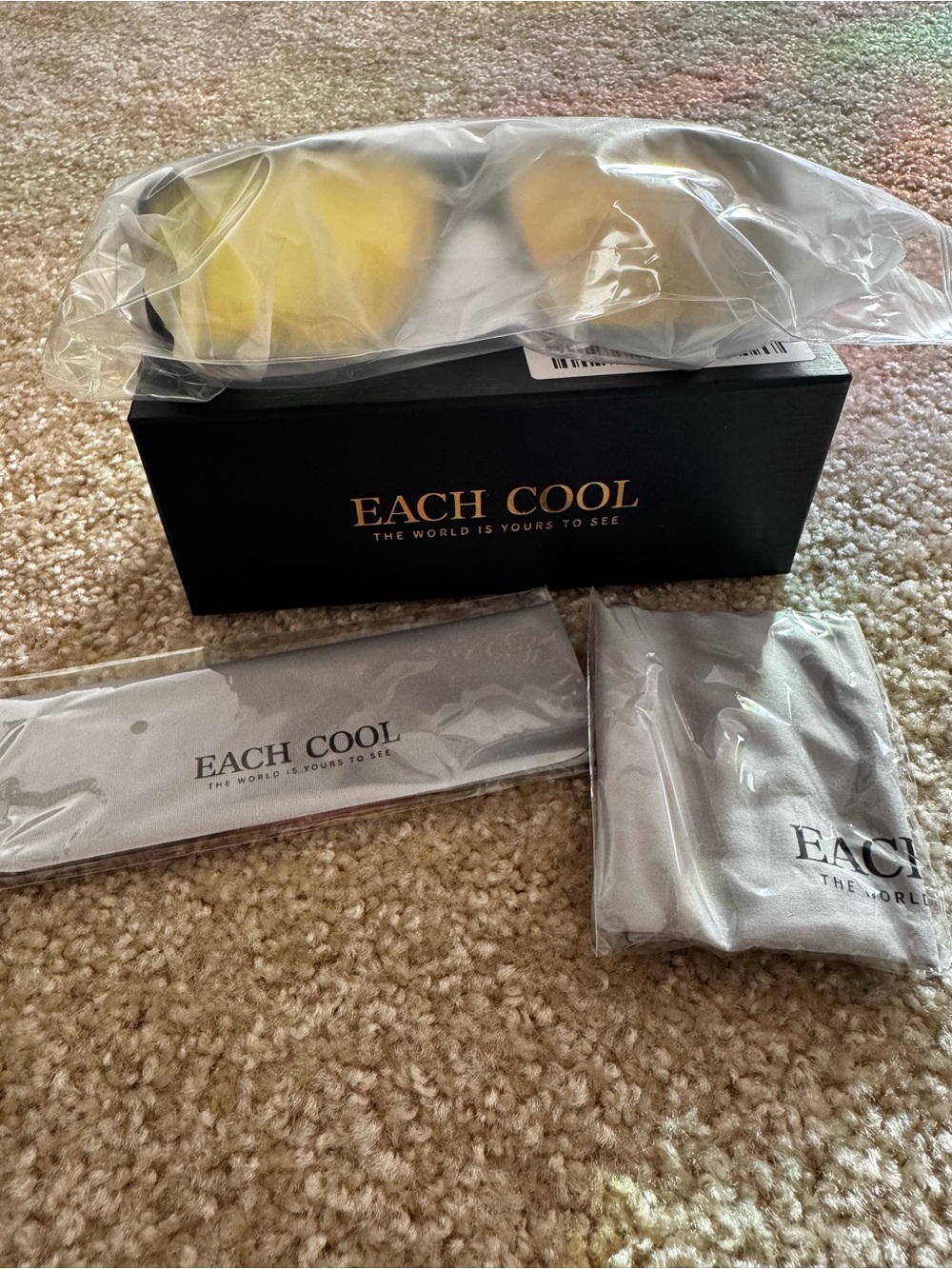 NWT - Each Cool night driving for Men and Women Sunglasses with Yellow lenses